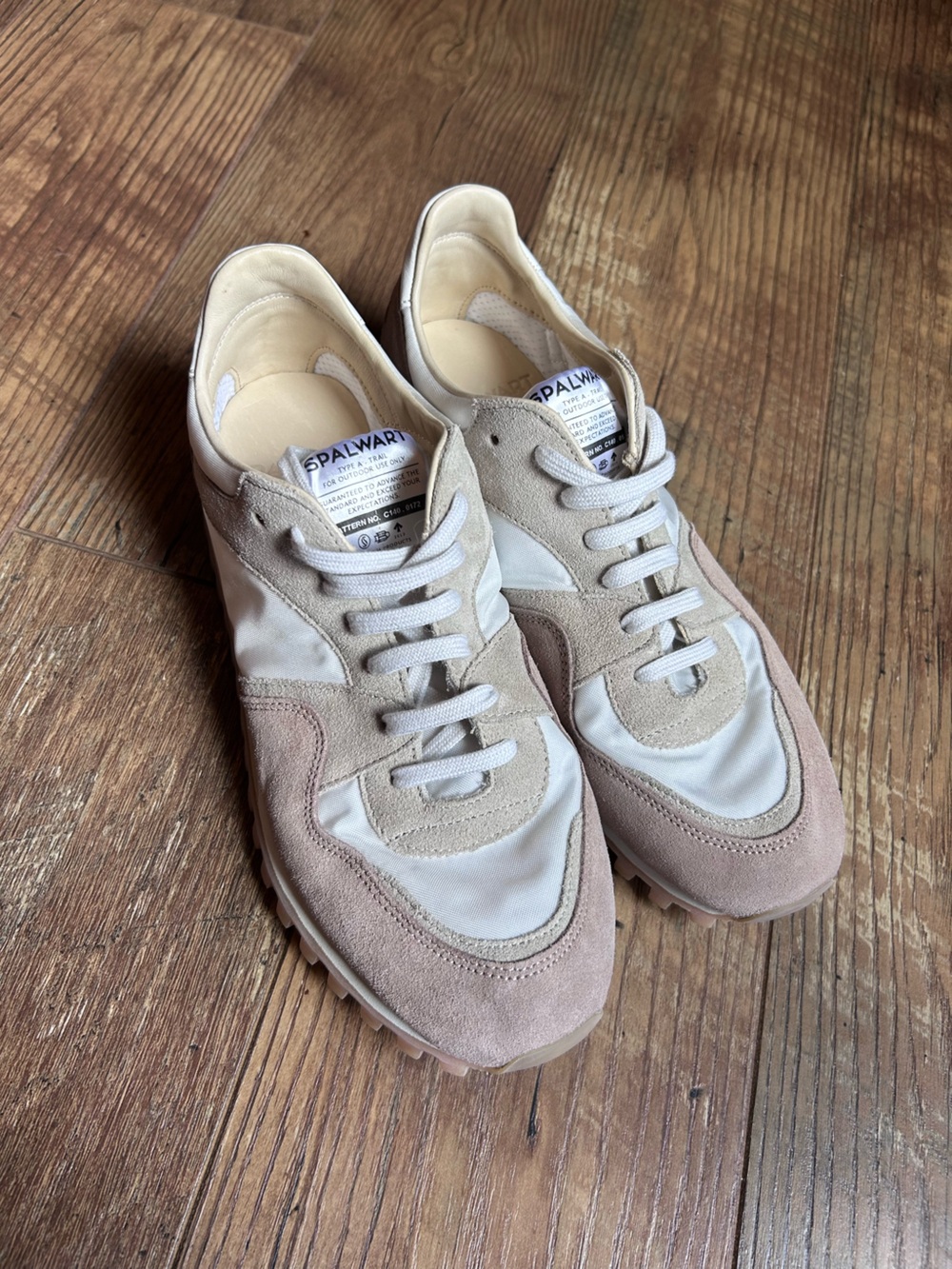 Spalwart Women’s/Mens  Beige & White Suede-Trim Sneakers